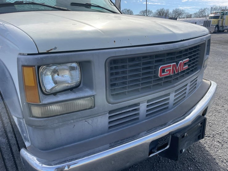 1995-gmc-sierra-3500hd-image-30