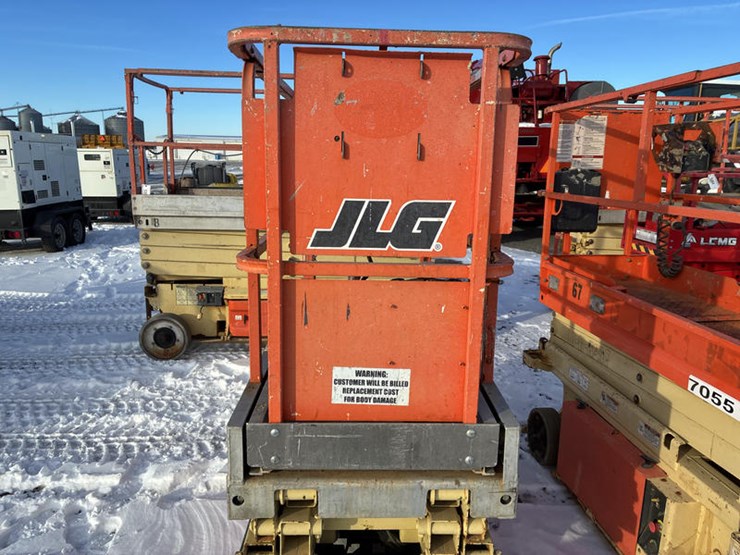 2007-jlg-1930es-image-5