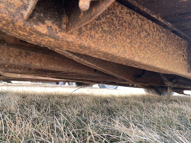 #4201-•-1941-buick-model-41-sedan,-(no-title)-image-14