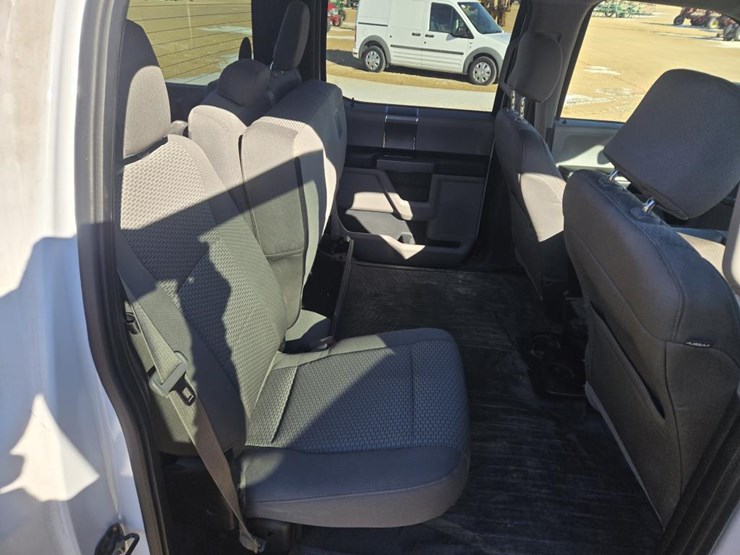 2016-ford-f150-image-17