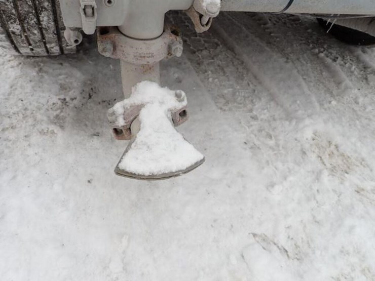 1990-white-gmc-t/a-water-truck-4v2bdbme1ln633643-image-51