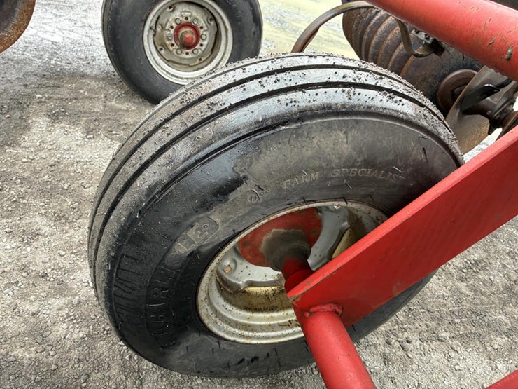 case-ih-3900-image-19