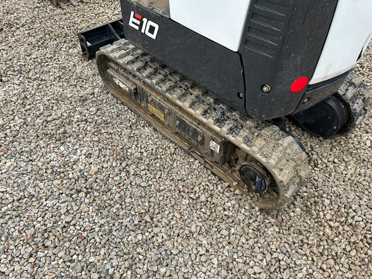 2023-bobcat-e10-image-14