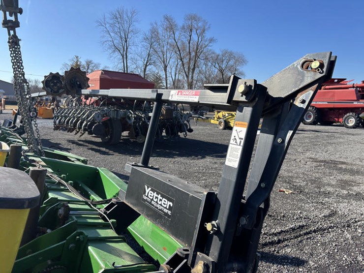 john-deere-7000-image-12