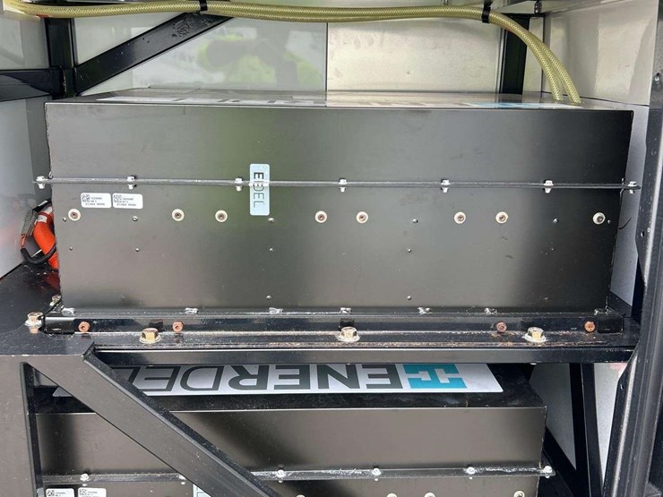 2021-mercedes-benz-sprinter-4500-image-45