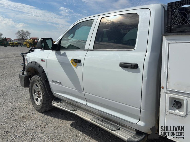 2019-ram-2500-hd-image-15