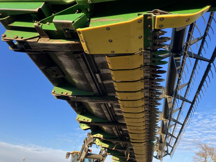 2005-john-deere-630f-image-24