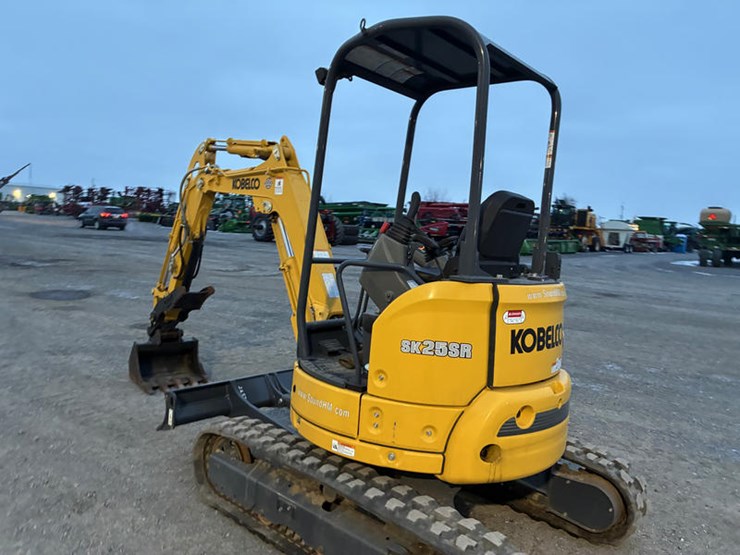 2024-kobelco-sk25sr-6e-image-12