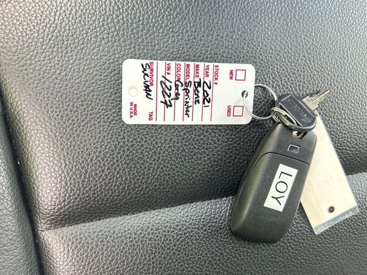 2021-mercedes-benz-sprinter-4500-image-27