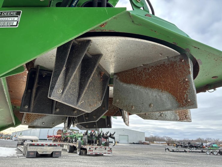 2013-john-deere-s690-image-72