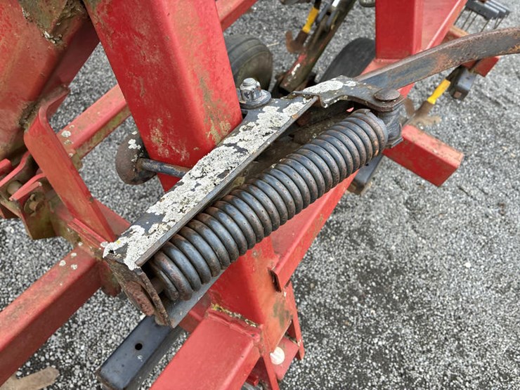 case-ih-4800-image-11