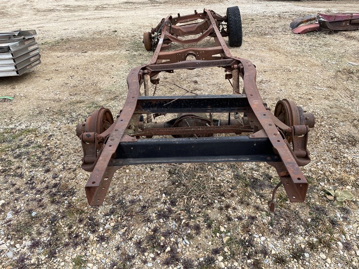 #4254-•-1964-gm-c20-truck-frame-image-5