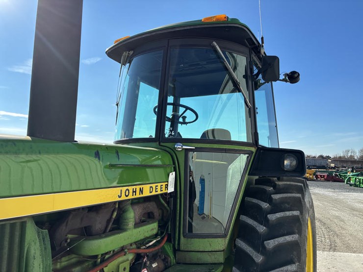 1976-john-deere-4430-image-30