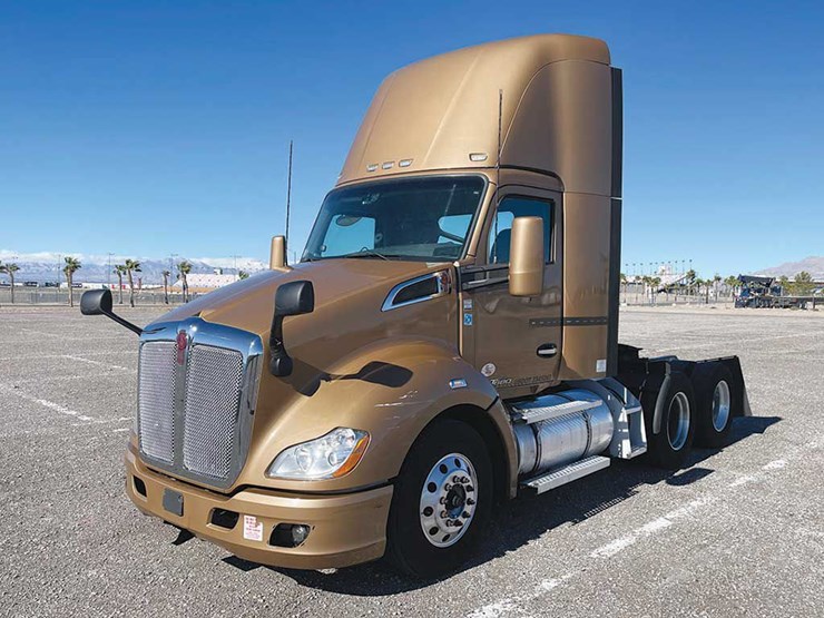 2023-kenworth-t680-image-1