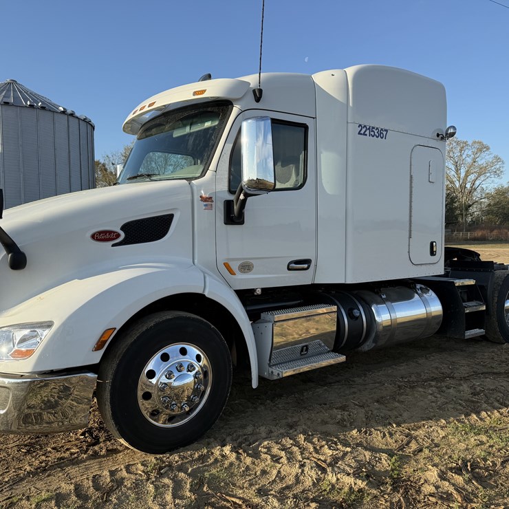 2019 PETERBILT 579