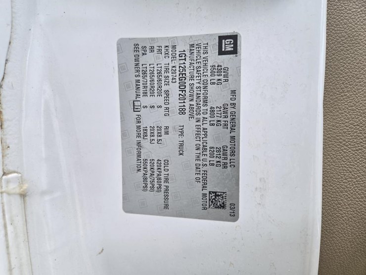 2013-gmc-sierra-2500-image-18