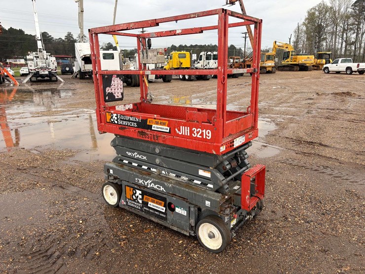 2019-skyjack-sjiii3219-image-2