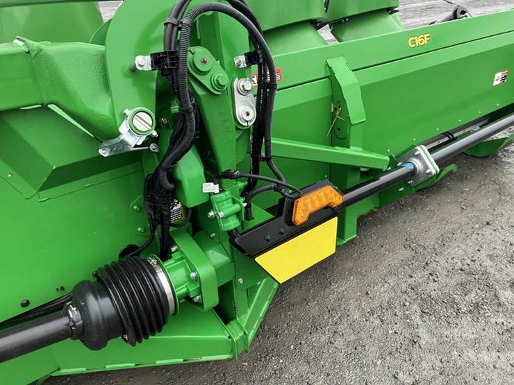 2024-john-deere-c16f-image-19