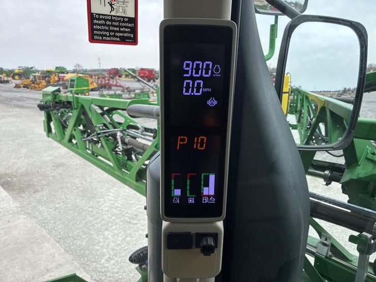 2021-john-deere-r4030-image-84