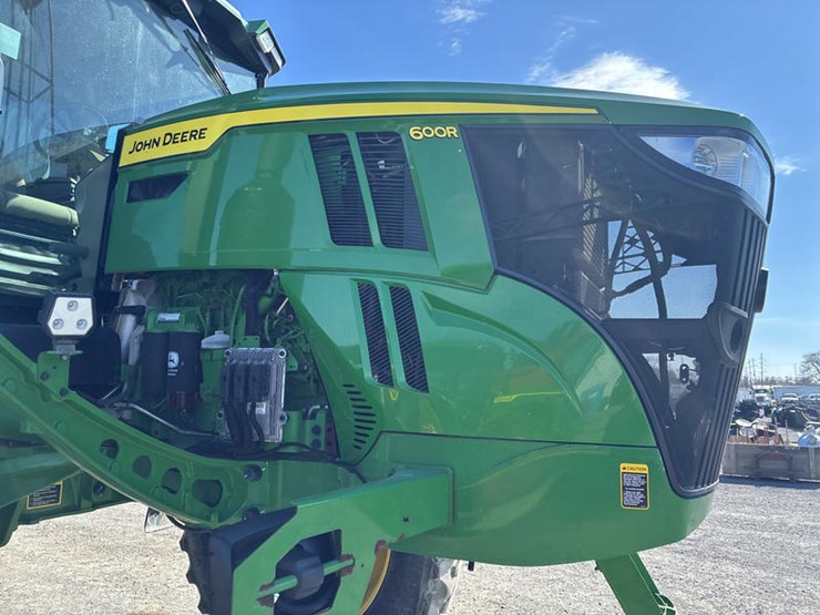 2022-john-deere-600r-image-8