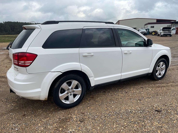 2009-dodge-journey-sxt-image-3