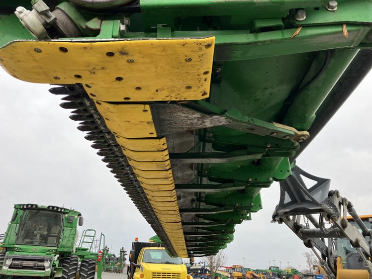 2011-john-deere-625f-image-25