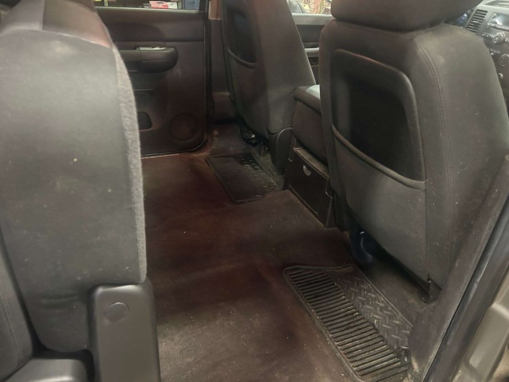 2013-chevy-silverado-lt-z71-pick-up-truck-image-22