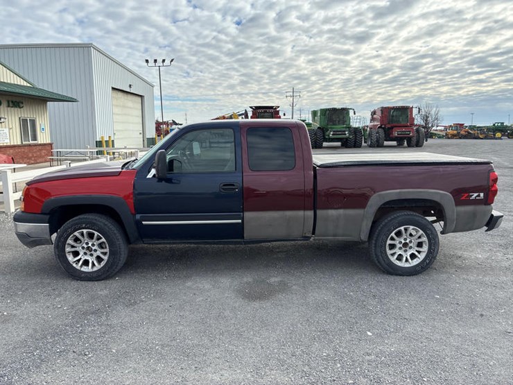 2003-chevrolet-silverado-1500-image-2