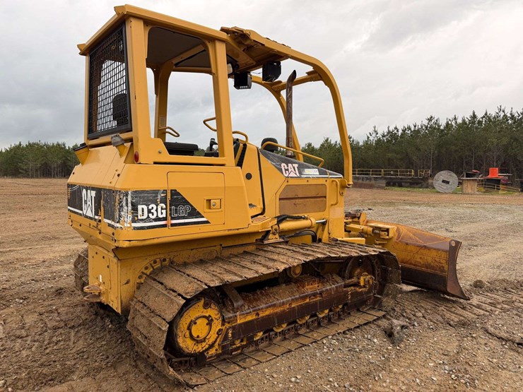 2007-caterpillar-d3g-lgp-image-3