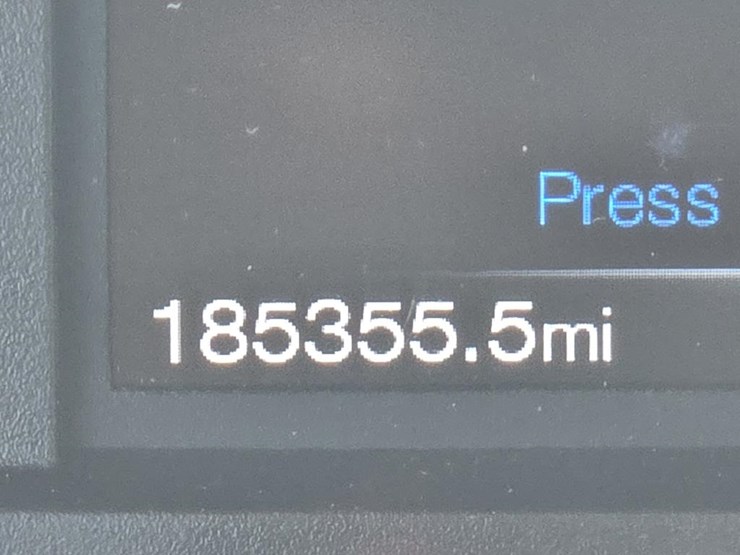 2016-ford-f150-image-26