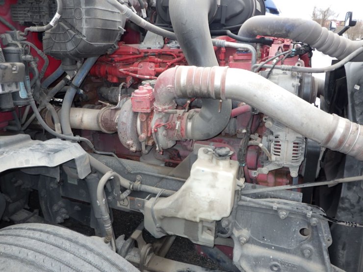 2022-kenworth-t680-image-37