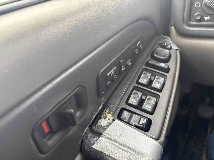 2003-gmc-yukon-image-52