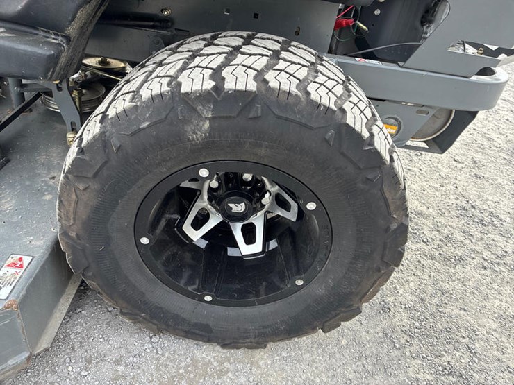 spartan-srt-xd-image-11