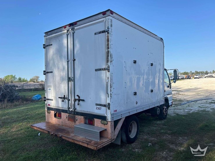 2006-gmc-w4500-image-3