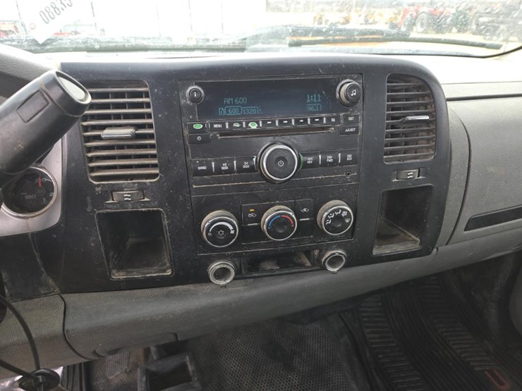 2008-gmc-sierra-2500-image-19