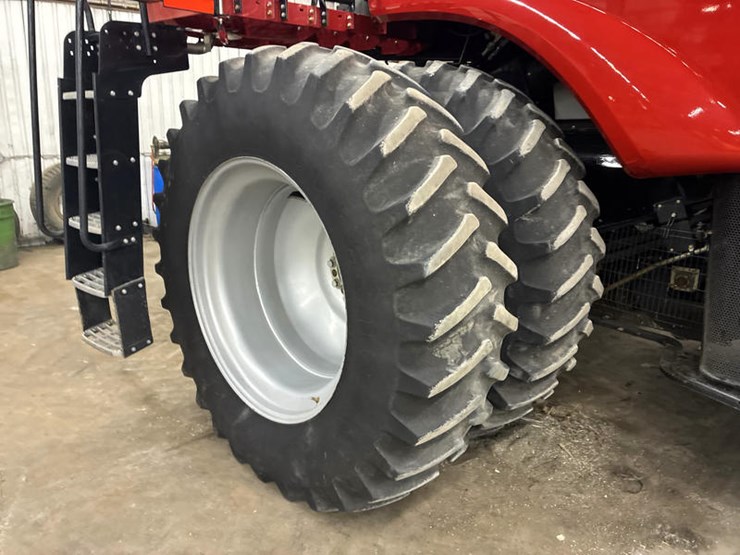 2012-case-ih-7230-image-36