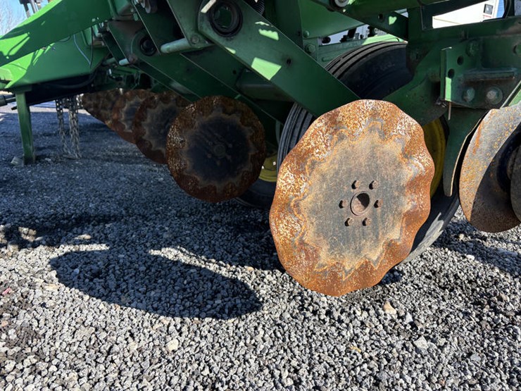 john-deere-7000-image-5