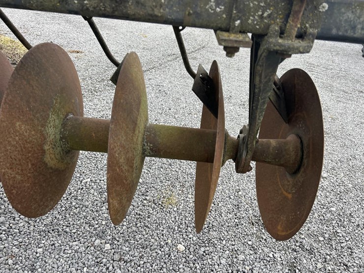 john-deere-230-image-13