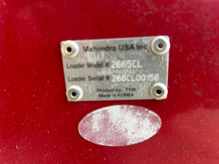 mahindra-2665cl-front-loader-image-9