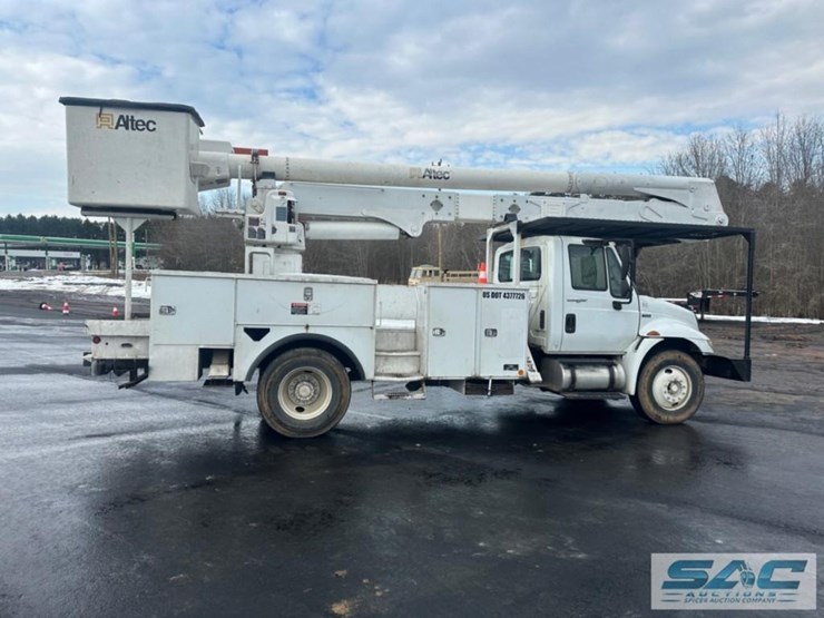 2012-international-durastar-4300-image-4