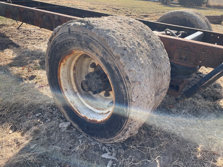 #4217-•-truck-cab-and-chassis-frame-image-6