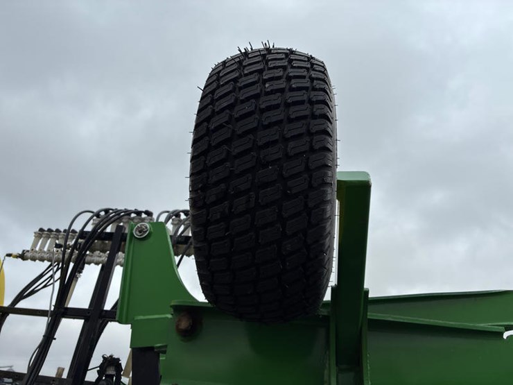 2019-john-deere-1775-image-50