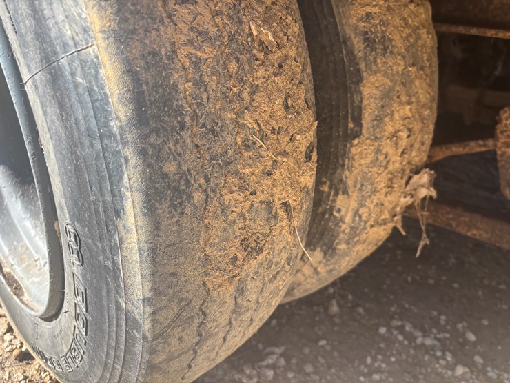 #2320-•-2008-interstate-30'-tri-axle-equipment-trailer-image-59