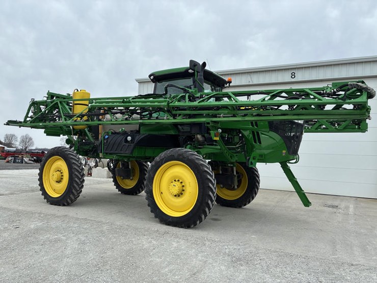 2021-john-deere-r4030-image-1