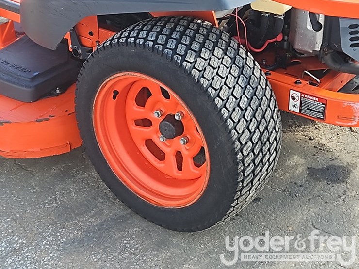 2016-kubota-z125skh-image-11