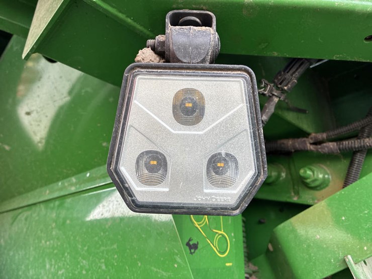 2023-john-deere-s780-image-27