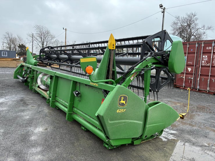 2012-john-deere-625f-image-11