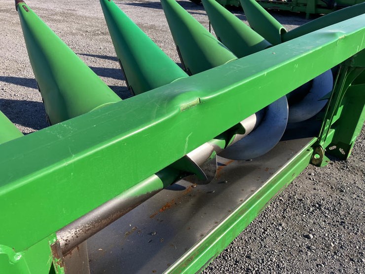 2009-john-deere-608c-image-9