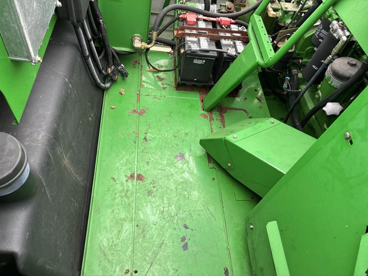 2004-john-deere-9660-sts-image-82