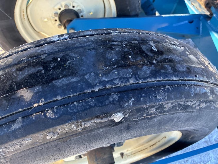 1999-kinze-2500-image-33